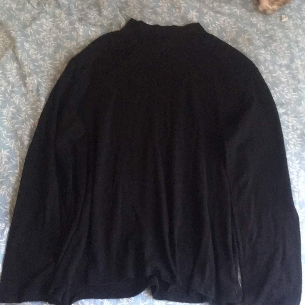 Women’s Simple Black Turtleneck